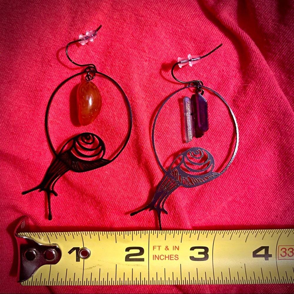 🐌💎  Crystal Black Dangly Snail Earrings  💎🐌 - Picture 8 of 8